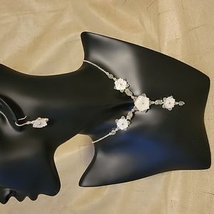 NEW! Vintage Necklace and Pair of Earrings plus Bonus